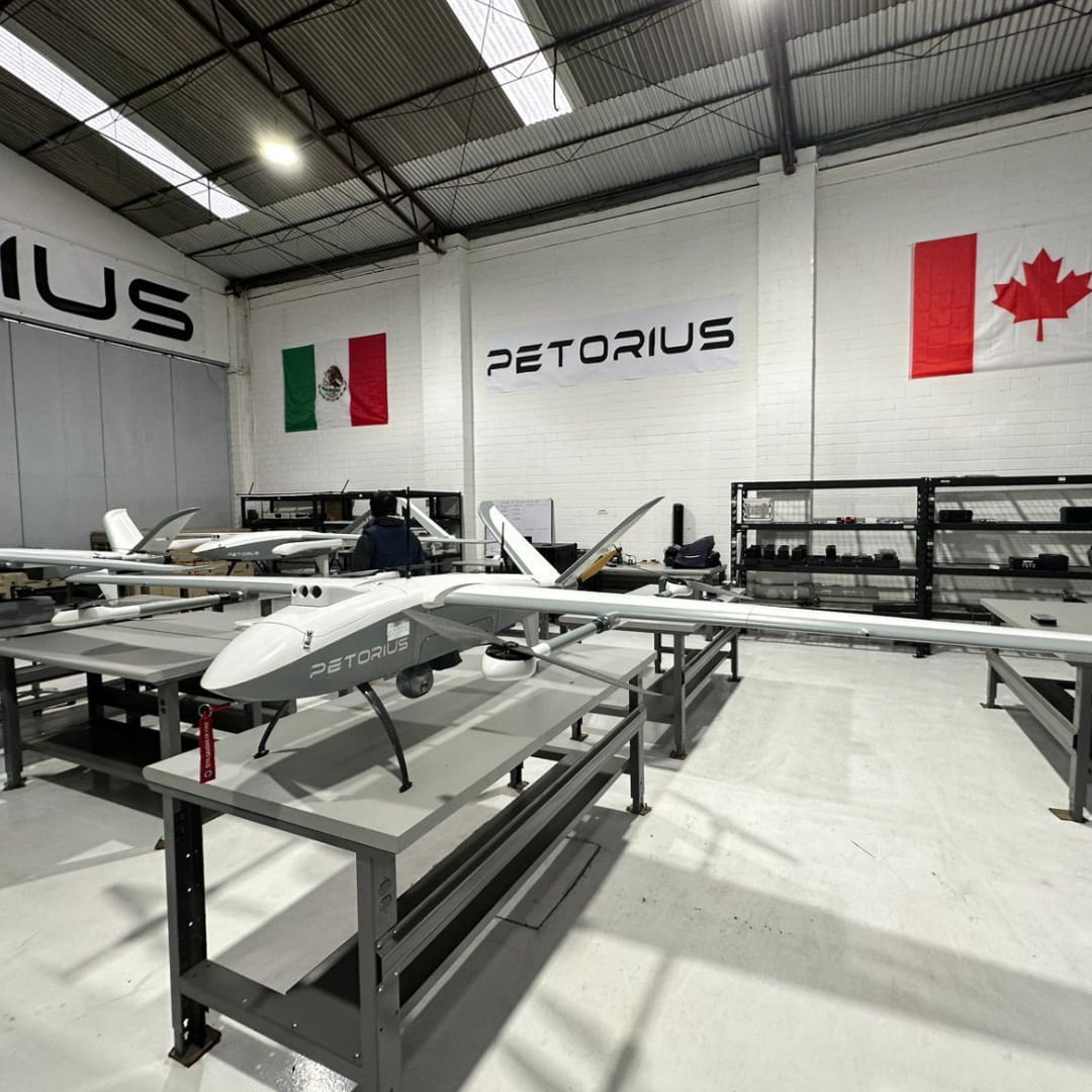 Sistema VTOL Petorius con sensores avanzados